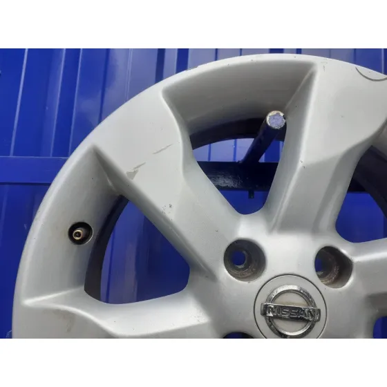 Llanta para Nissan Note (E11E)