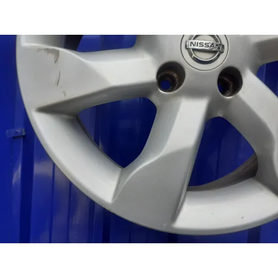 Llanta para Nissan Note (E11E)