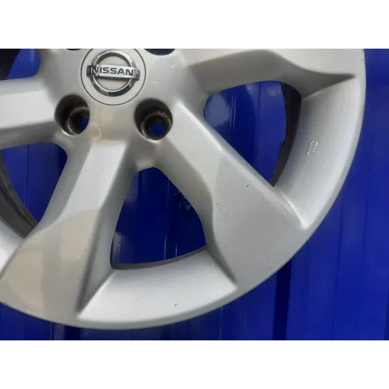 Llanta para Nissan Note (E11E)