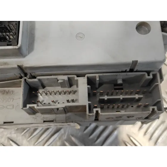 Caja Reles / Fusibles para Fiat Idea (135)