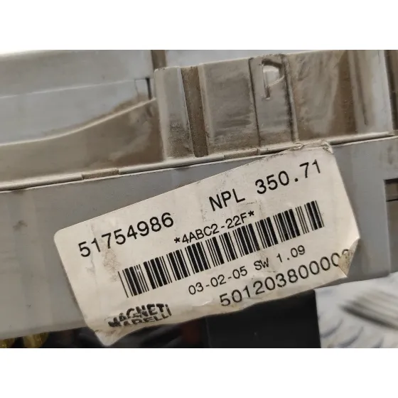 Caja Reles / Fusibles para Fiat Idea (135)