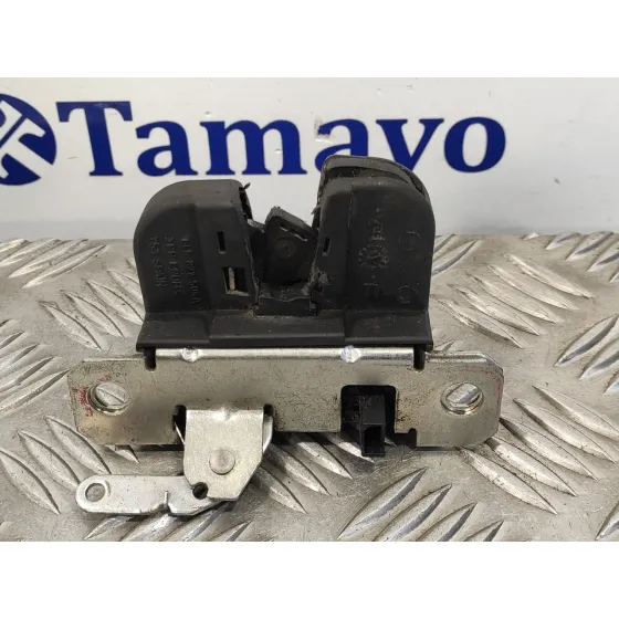 Cerradura Maletero / Porton para Seat Ibiza (6L1)