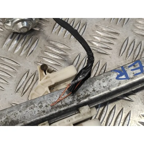 Elevalunas Delantero Derecho para Peugeot 406 Berlina (S1/S2)
