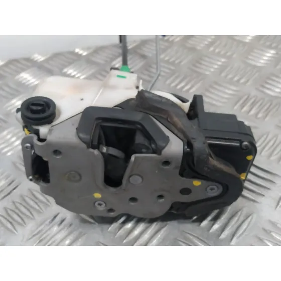 Cerradura Puerta Trasera Derecha para Opel Astra J Lim.