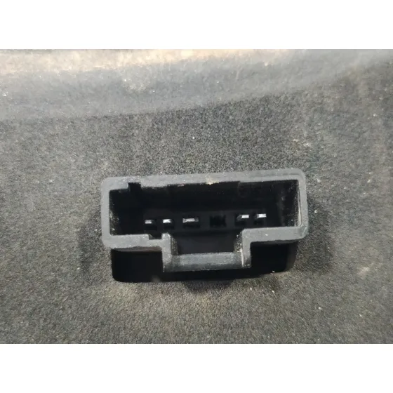 Piloto Trasero Derecho para Dacia Sandero