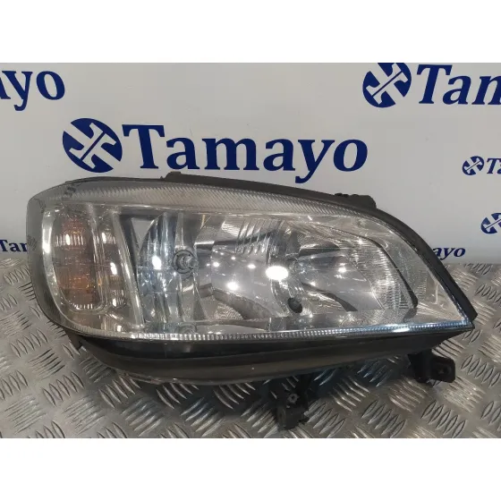 Faro Derecho para Opel Zafira A