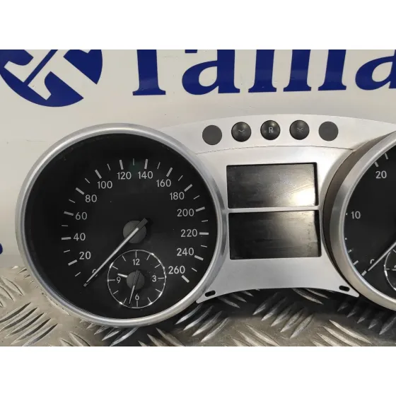 Cuadro Instrumentos para Mercedes-Benz Clase R (W251)
