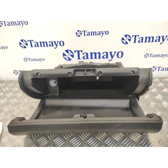 Guantera para Mercedes-Benz Clase A (W169)