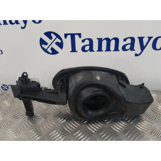Tapa Exterior Combustible para Mercedes-Benz Clase R (W251)