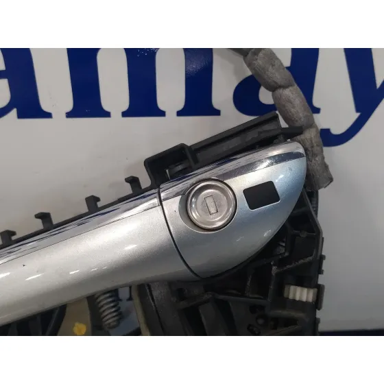 Maneta Exterior Delantera Izquierda para Mercedes-Benz Clase R (W251)