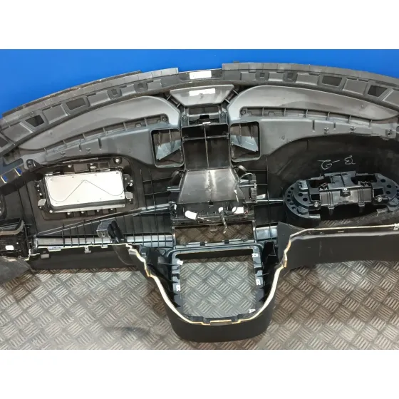 Salpicadero para Mercedes-Benz Clase R (W251)