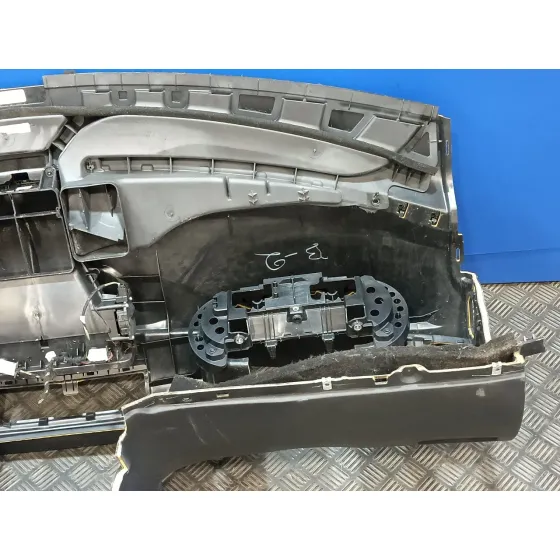 Salpicadero para Mercedes-Benz Clase R (W251)