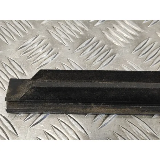 Moldura para Mercedes-Benz Clase R (W251)
