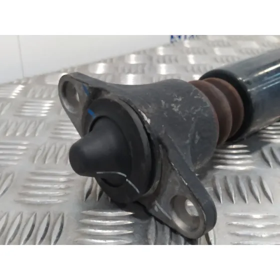 Amortiguador Trasero Izquierdo para Hyundai I30 (Gd)