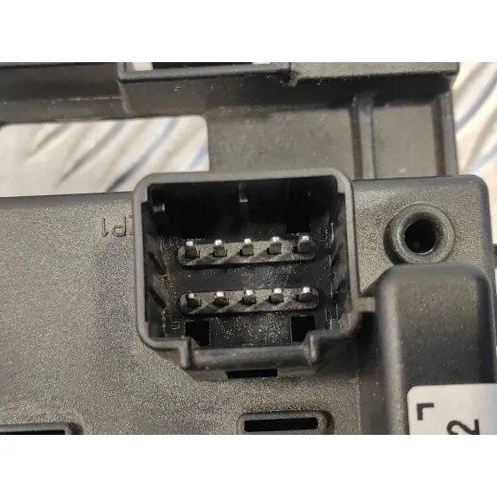 Caja Reles / Fusibles para Peugeot 206 Berlina
