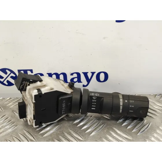 Mando Limpia para Nissan Pathfinder (R51)