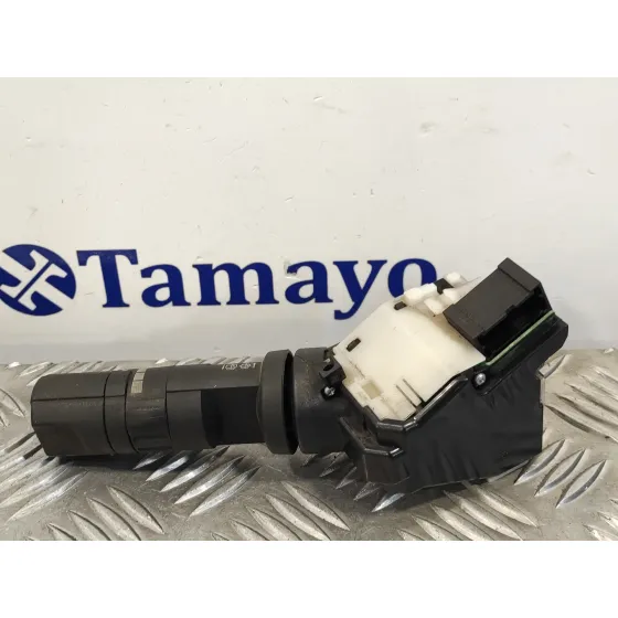 Mando Limpia para Nissan Pathfinder (R51)