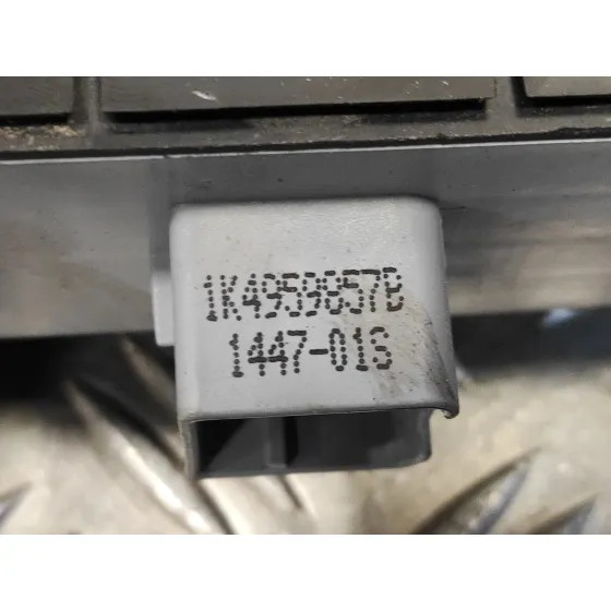Mando Elevalunas Delantero Izquierdo para Seat Altea Xl (5P5)