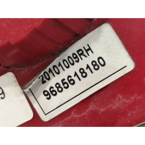 Piloto Trasero Derecho para Peugeot 206+