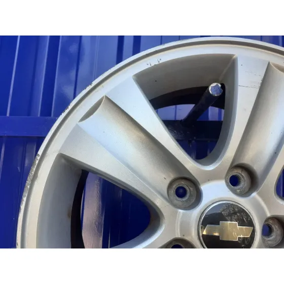 Llanta para Chevrolet Captiva