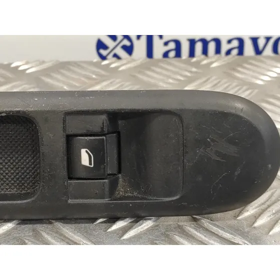 Mando Elevalunas Delantero Derecho para Peugeot 5008