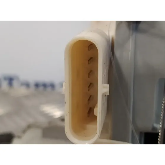 Cerradura Puerta Delantera Derecha para Audi A4 Avant (8K5) (2008)