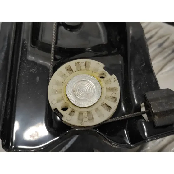 Elevalunas Delantero Derecho para Seat Toledo (Kg3)