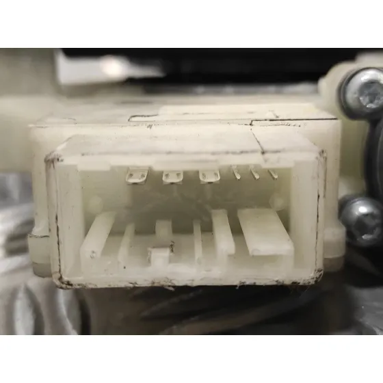 Elevalunas Delantero Derecho para Seat Toledo (Kg3)
