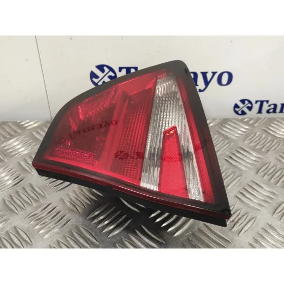 Piloto Trasero Derecho Interior para Seat Toledo (Kg3)