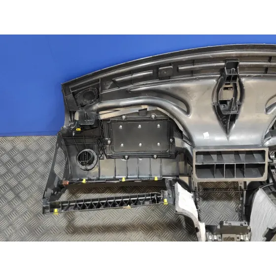Salpicadero para Peugeot 308