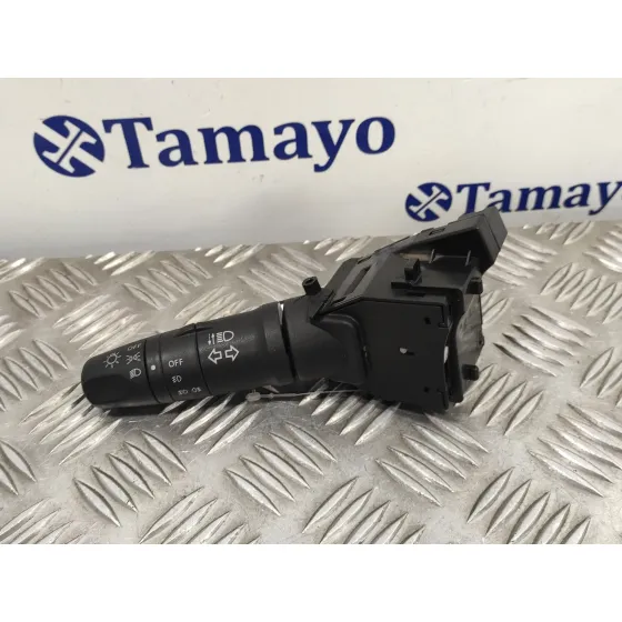 Mando Intermitentes para Nissan Almera Tino (V10M)