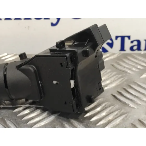 Mando Intermitentes para Nissan Almera Tino (V10M)