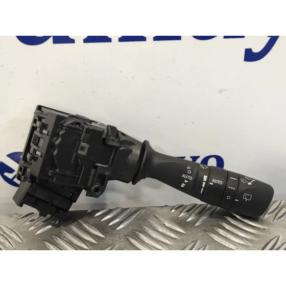 Mando Limpia para Toyota Auris