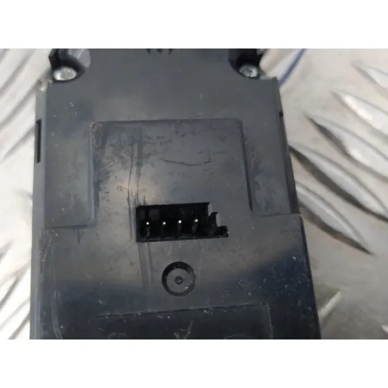 Mando Elevalunas Delantero Izquierdo para Bmw Serie 5 Touring (E61)