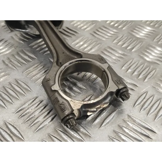 Piston para Audi A3 Limousine (8Vs, 8Vm)
