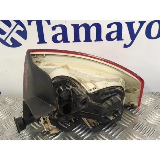 Piloto Trasero Izquierdo para Audi A4 Berlina (8E)