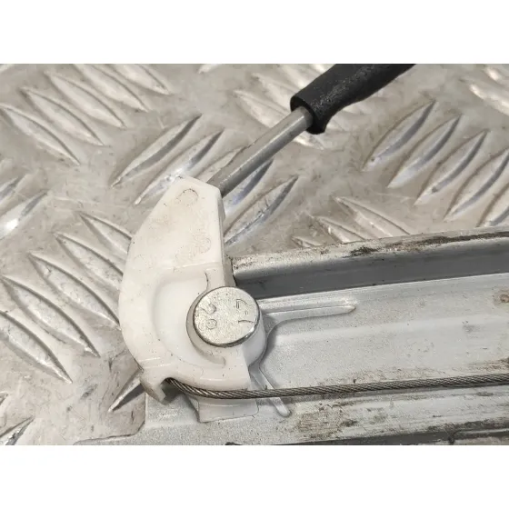 Elevalunas Delantero Derecho para Nissan X-Trail (T30)