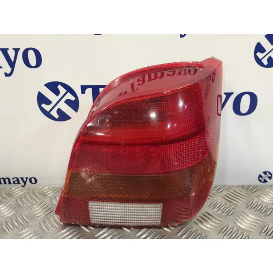 Piloto Trasero Derecho para Ford Fiesta Berl./Courier