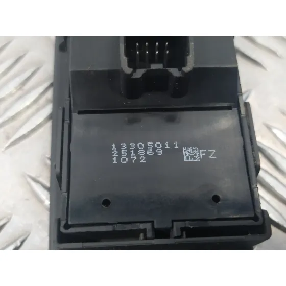 Mando Elevalunas Delantero Izquierdo para Opel Astra J Sports Tourer