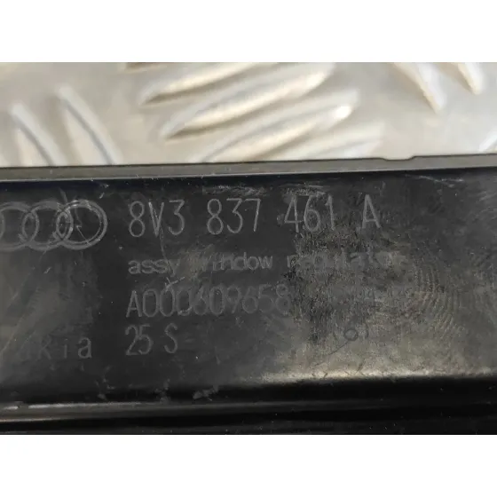 Elevalunas Delantero Izquierdo para Audi A3 Limousine (8Vs, 8Vm)
