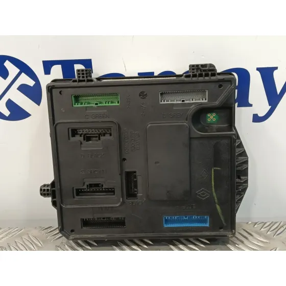 Caja Reles / Fusibles para Renault Megane Iii Coupe