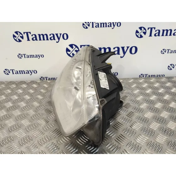 Faro Derecho para Ford C-Max (Cb3)