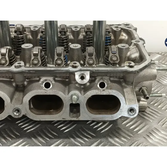 Culata para Toyota Prius (Zvw50)