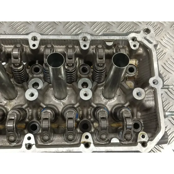 Culata para Toyota Prius (Zvw50)