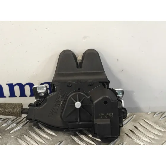 Cerradura Maletero / Porton para Mercedes-Benz Clase E (W212) Lim.