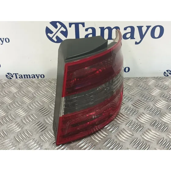 Piloto Trasero Derecho para Mercedes-Benz Clase B (W245)