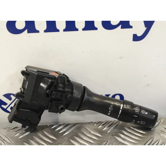 Mando Limpia para Toyota Auris