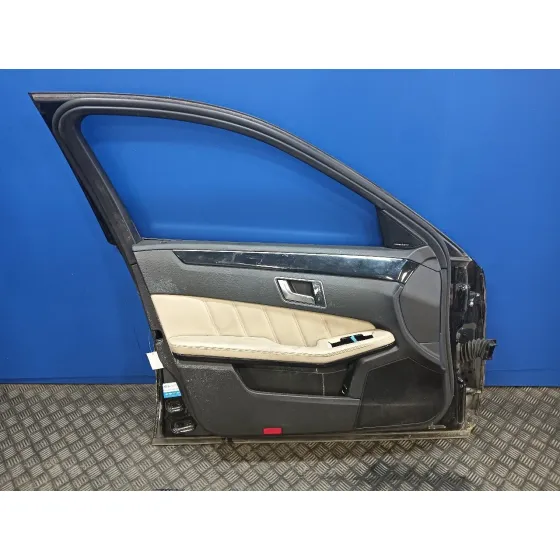Puerta Delantera Izquierda para Mercedes-Benz Clase E (W212) Lim.