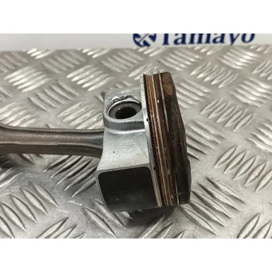 Piston para Toyota Prius (Zvw50)