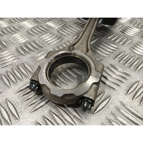 Piston para Toyota Prius (Zvw50)